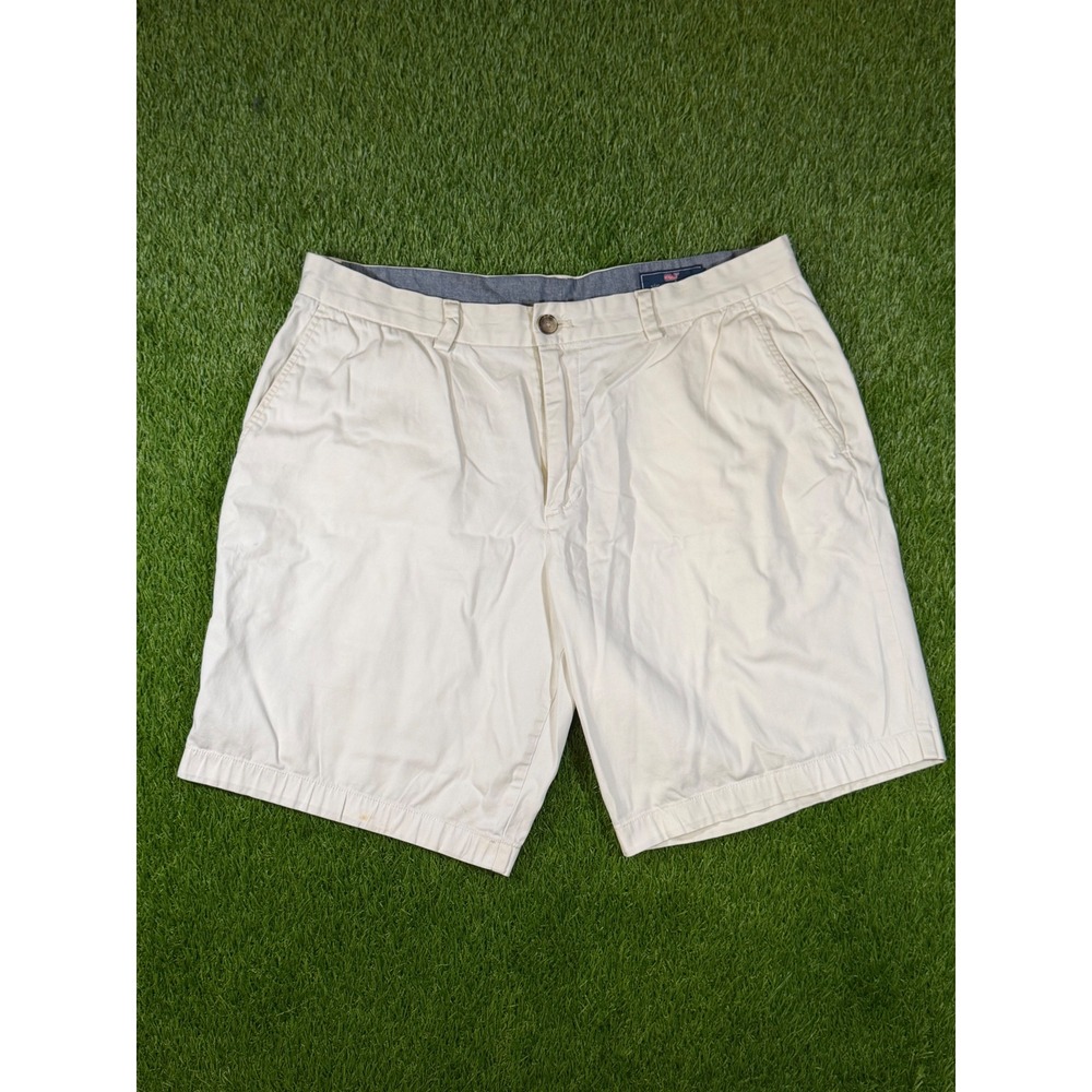 Vineyard Vines Mens Khaki Chino Shorts Cream Size 33 Flat Front Casual Summer
